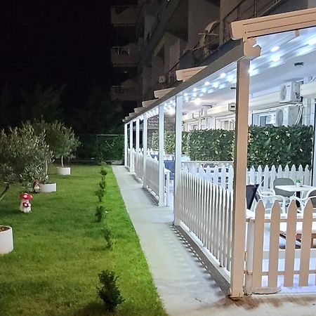 Suncoast Rooms Port Side Σαράντα Εξωτερικό φωτογραφία