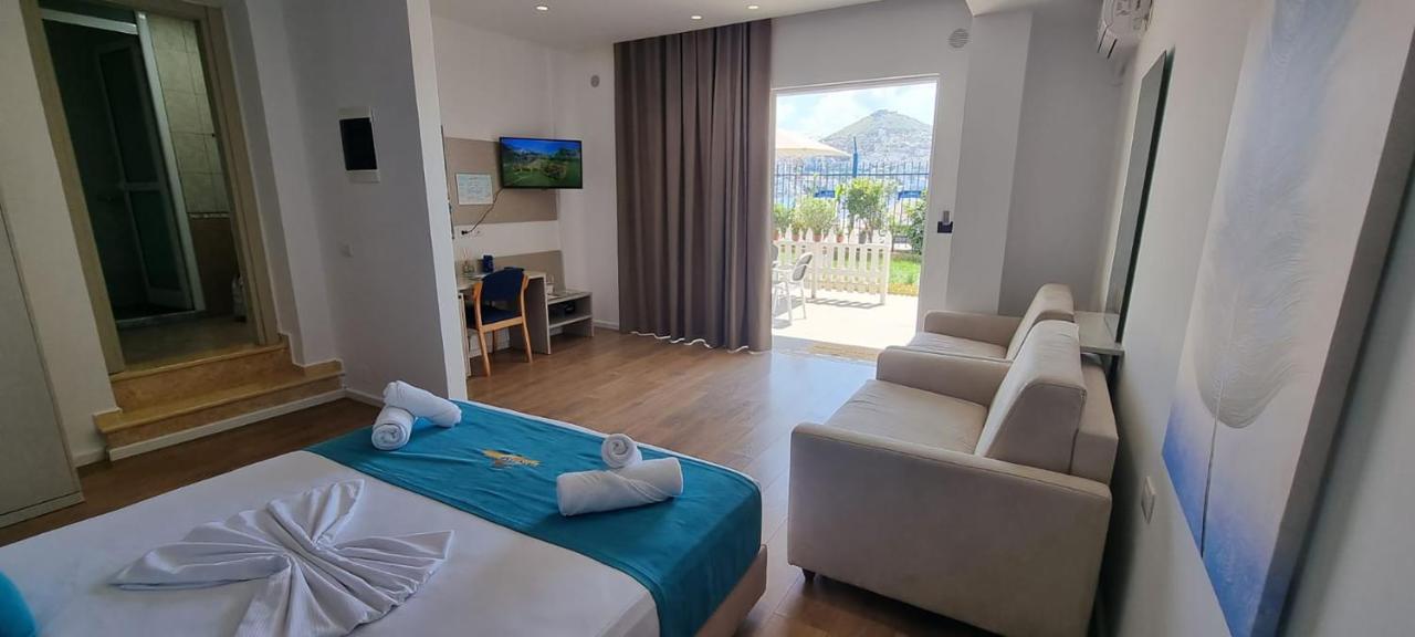 Suncoast Rooms Port Side Σαράντα Εξωτερικό φωτογραφία